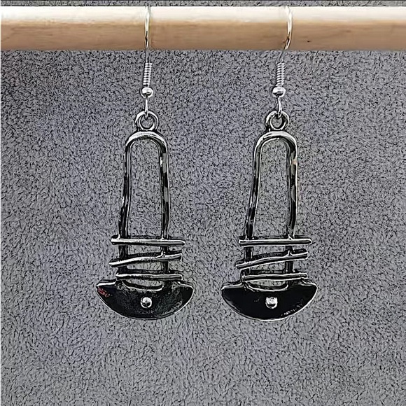Geometric Bohemian Silver Irregular Vintage Dangle Earrings - Picture 3 of 5